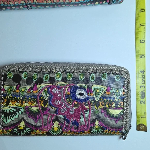 Sakroots Colorful Patterned Elephant Tote Bag with Matching Wallet - Picture 14 of 14